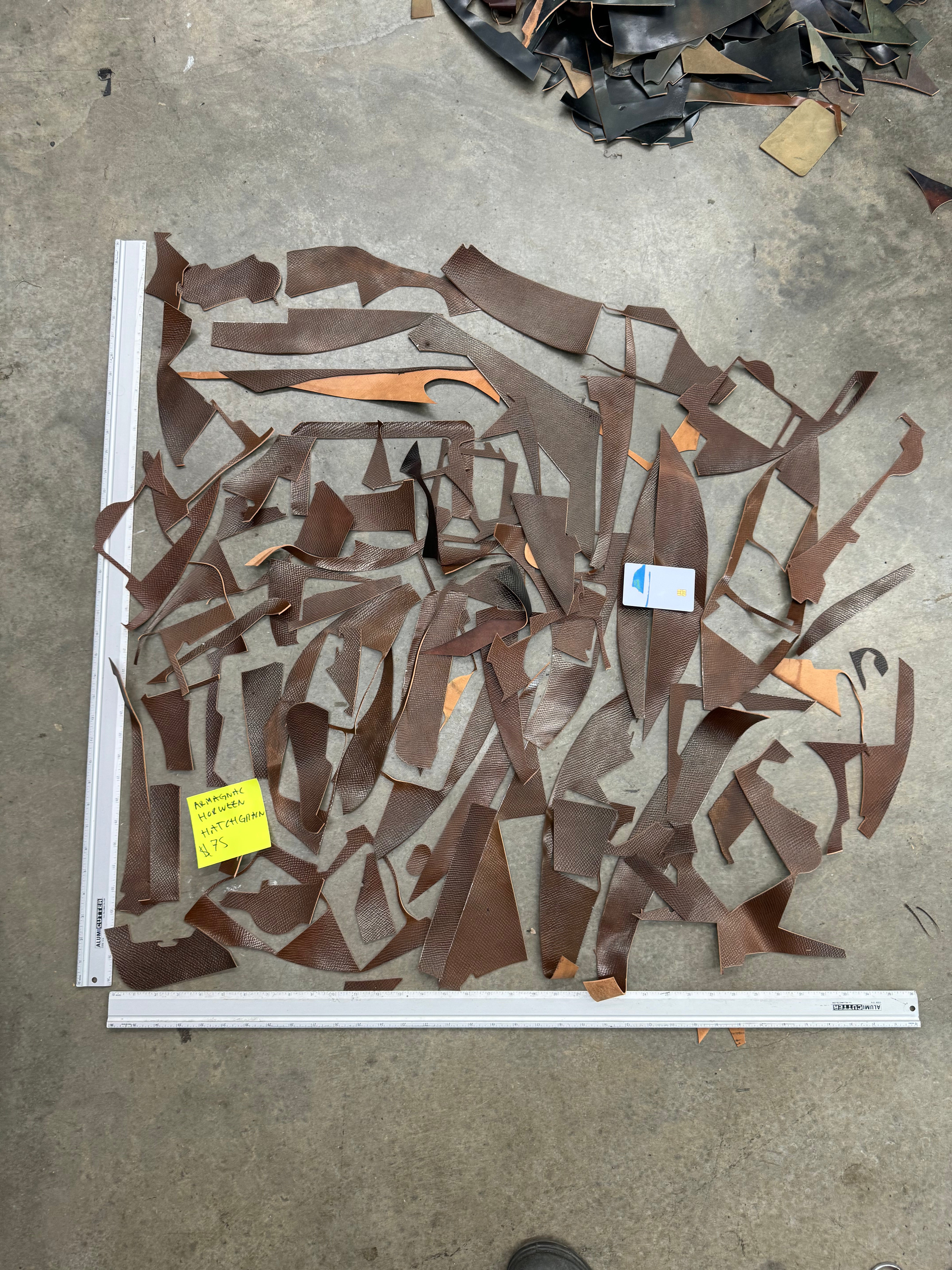 HORWEEN HATCHGRAIN SHELL CORDOVAN SCRAPS - No Free Shipping