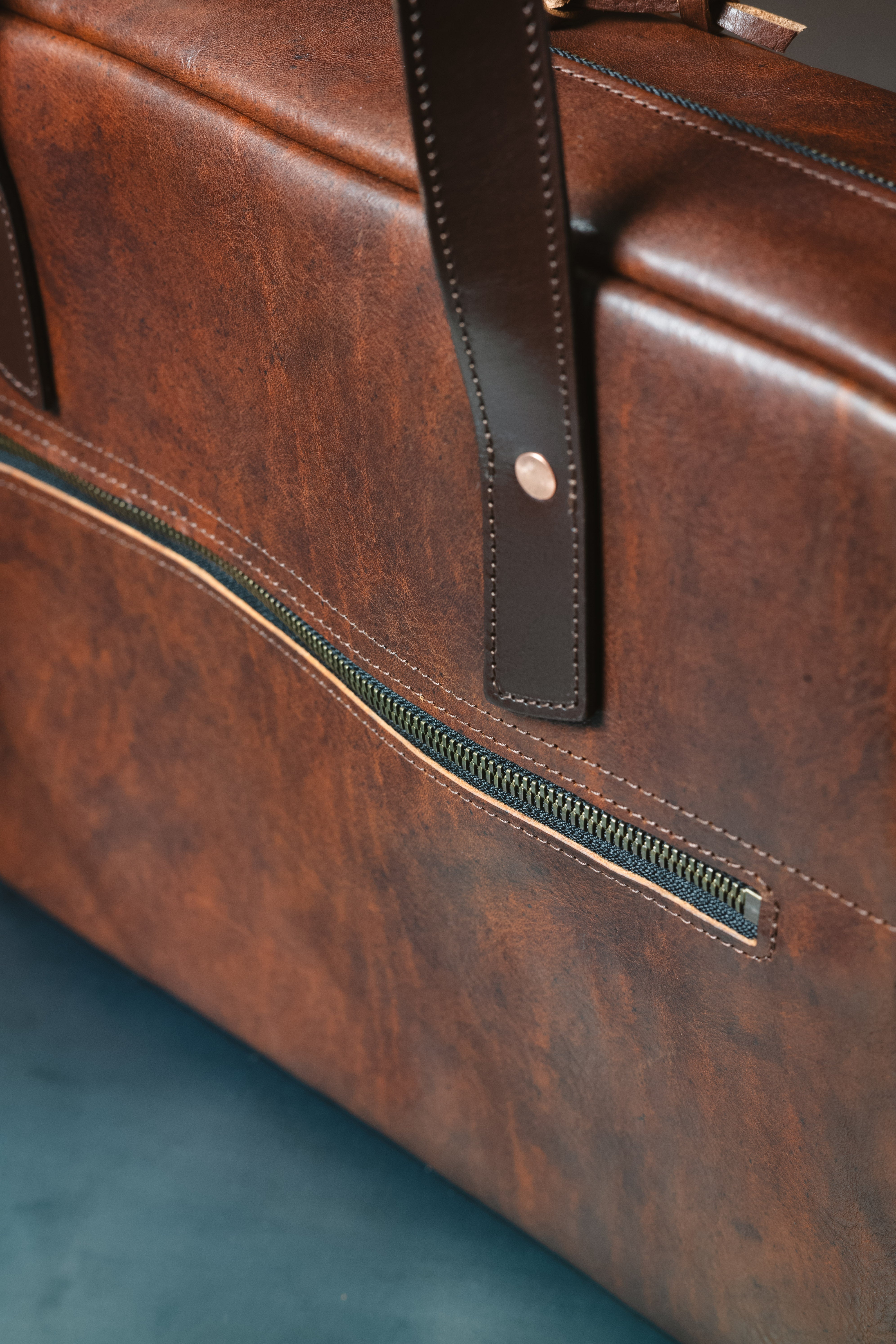 Briefcase - Cognac Nemesis