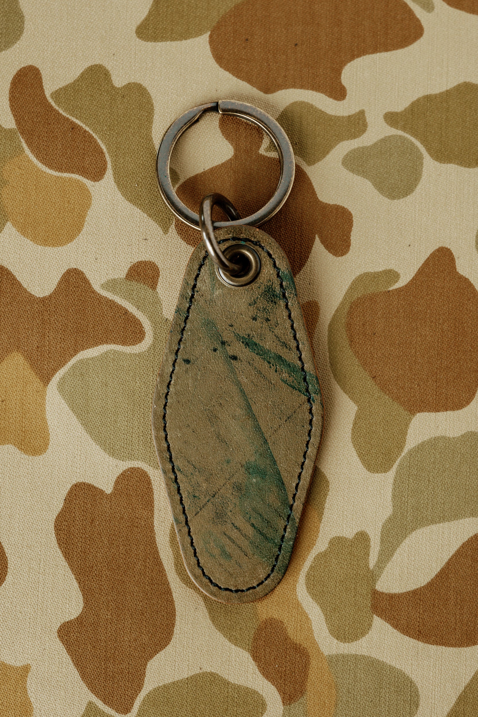 Motel Key Ring - Reverse Black Horween Shell Cordovan
