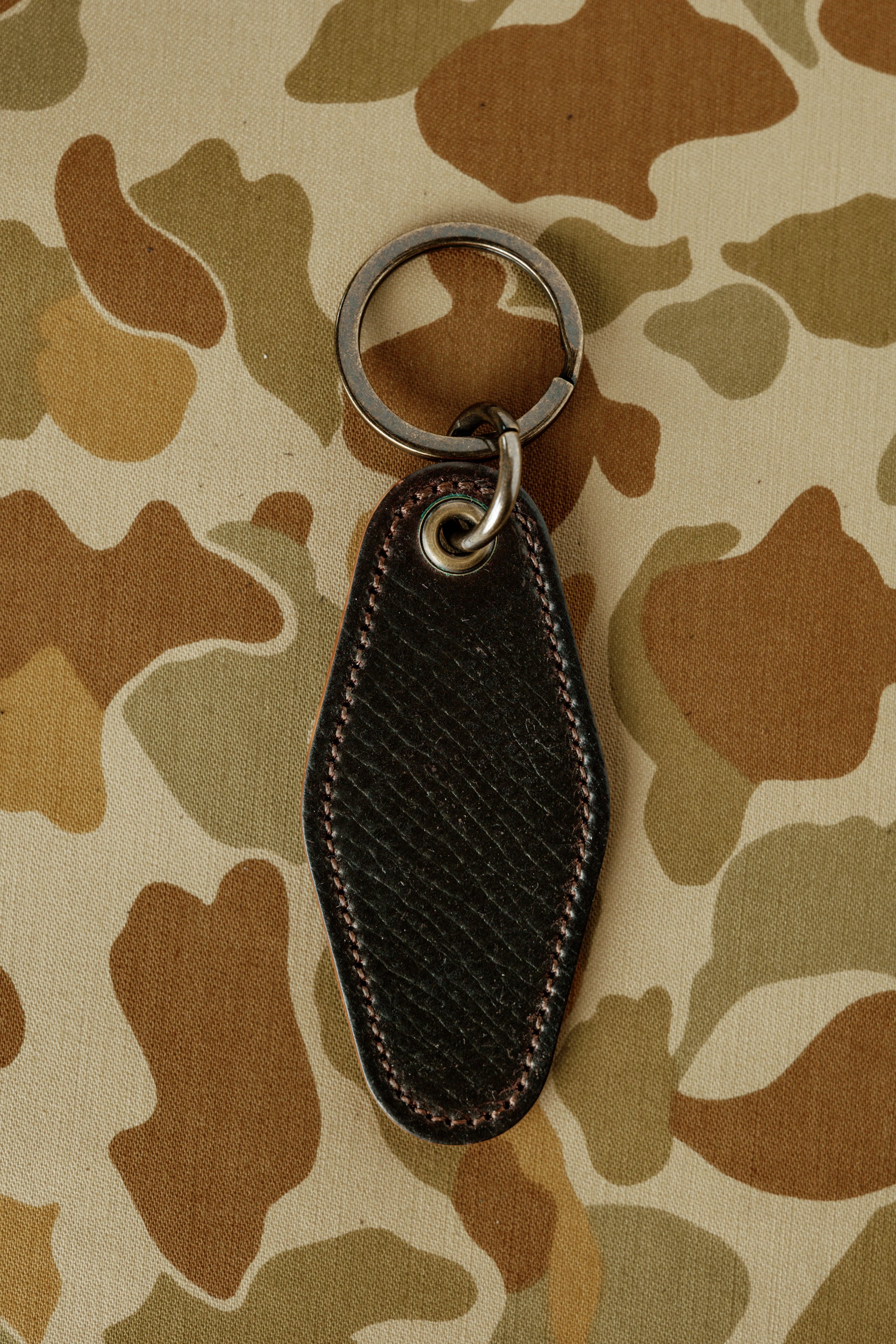 Motel Key Ring - Dark Cognac Hatchgrain Shell Cordovan