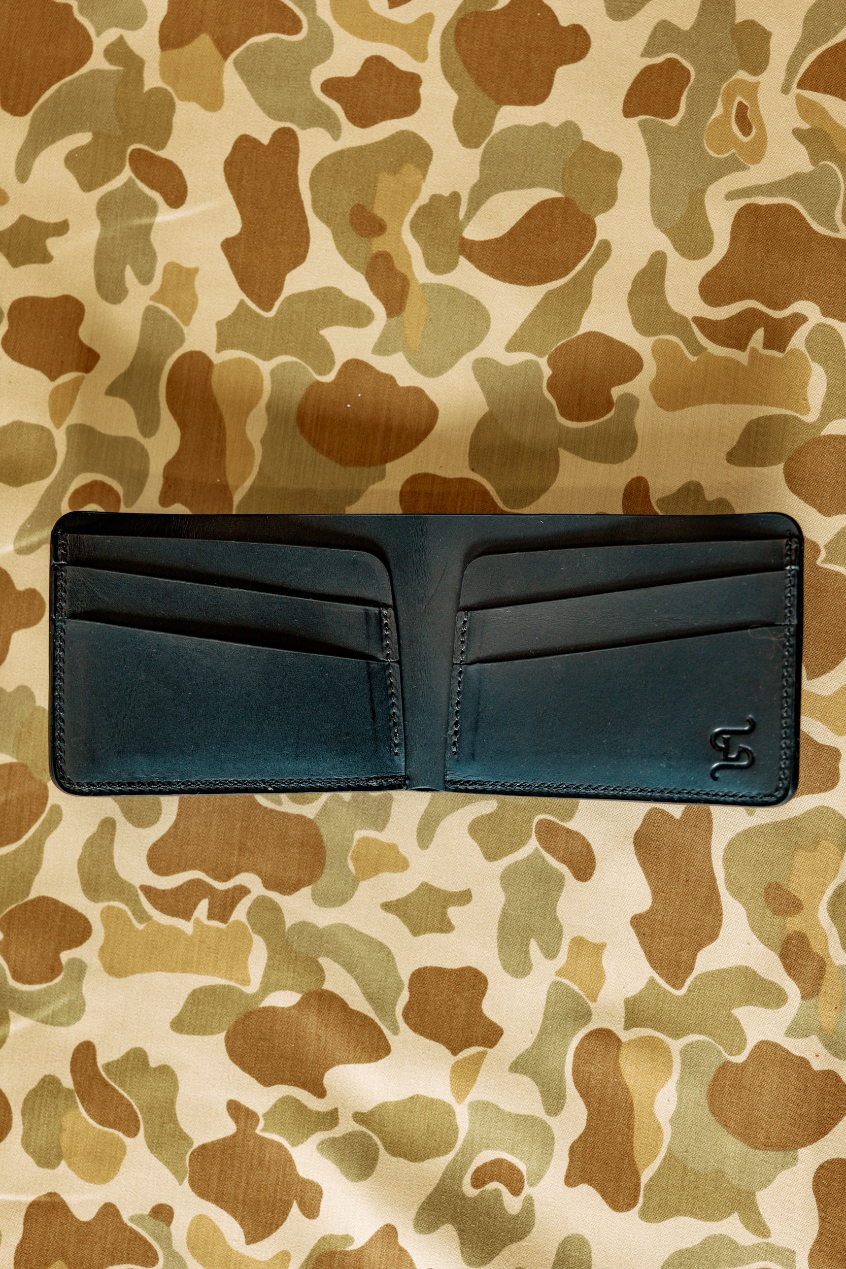 Klein Wallet - Shark - Black